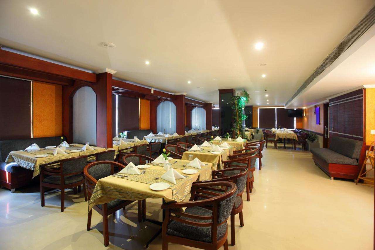 Park Residency Luxury Business Hotel Kochi Luaran gambar